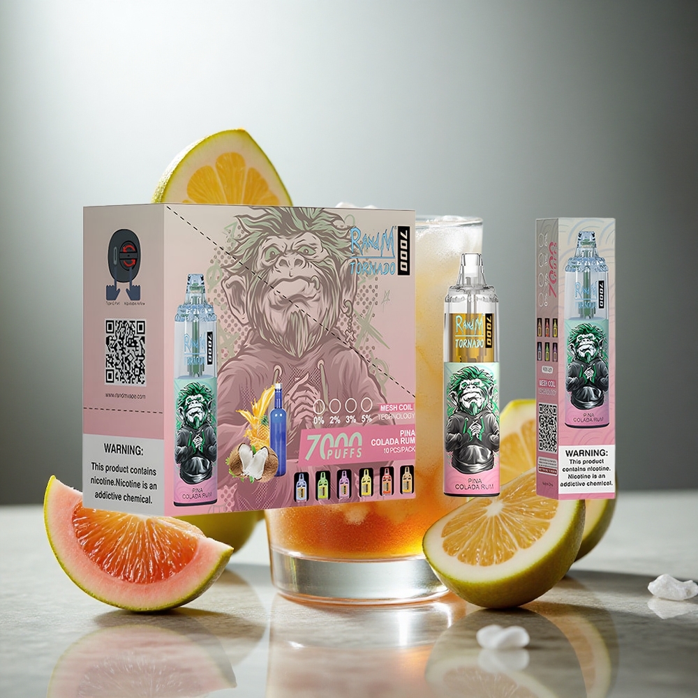 RandM Fumot Tornado 7000 Pihalnik Enkratna E-cigareta Pina Colada Rum z 14 ML E-tekočine in 850 MAH Baterijo